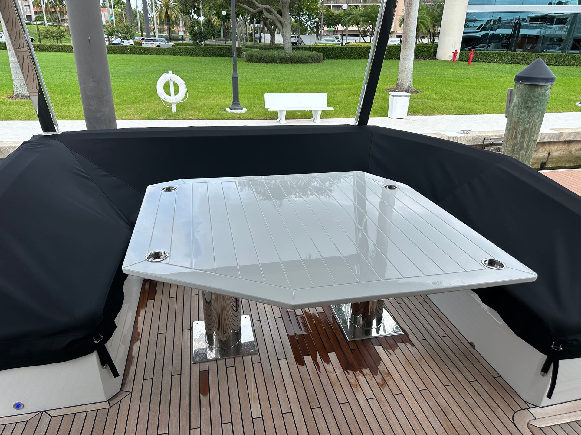 Aft Deck & Grill